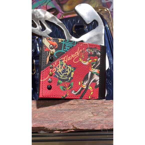 Ed Hardy Y2K Metal Stud Printed Bifold Deadstock Wallet- Red/Black - Picture 4 of 6